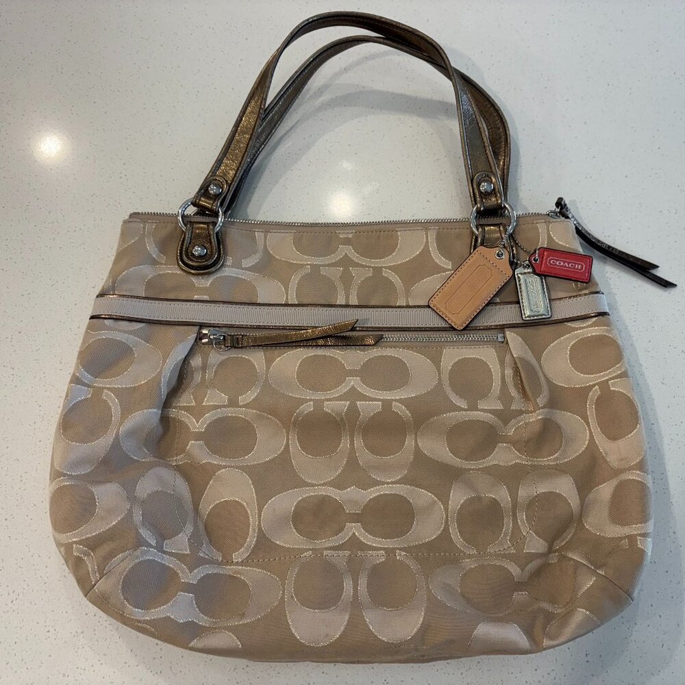 Coach Signature Poppy Large Tan Handbag - Pre-Owned